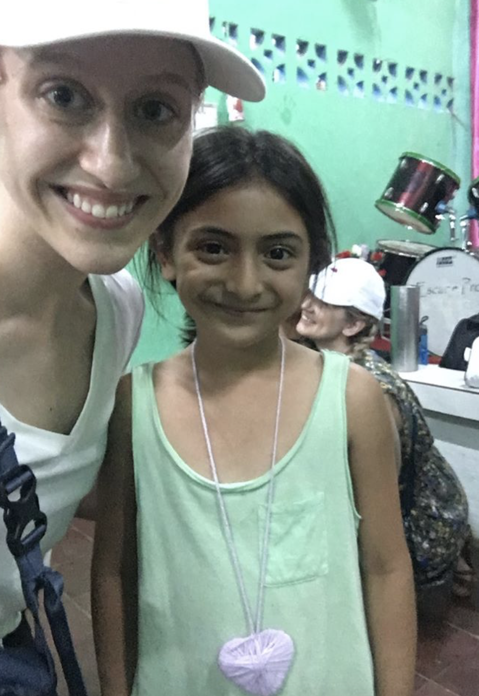 In May 2019 I travelled to Managua, Nicaragua for a mission trip. While I was there I held two heart making events with members of the community.